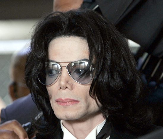 Продолжение скандала! Имя 12- летней избранницы Джексона