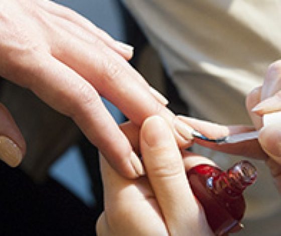 Правда и мифы об уходе за ногтями