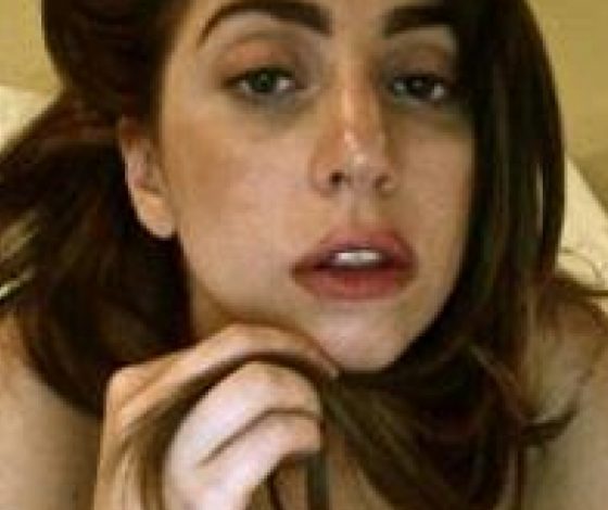 Леди Гага вновь изменила имидж