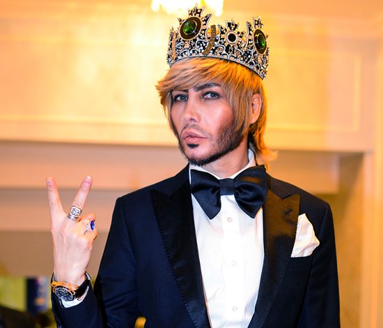 Самые безумные образы Сергея Зверева