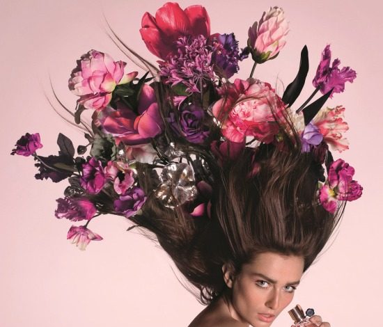 Андреа Диакона – новое лицо аромата Flowerbomb