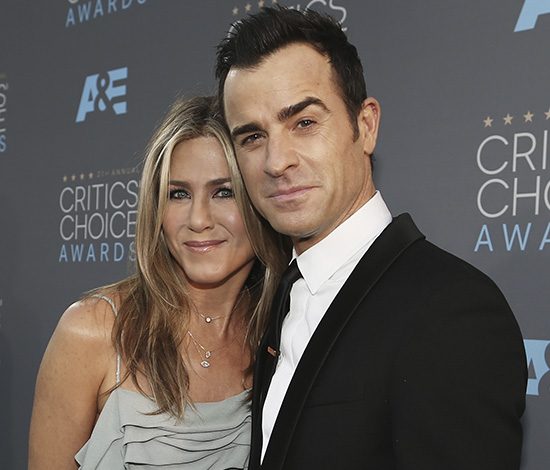 Теру поддержал Энистон после ее письма. Всем бы такого мужа!