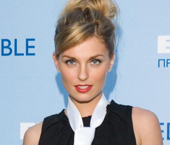 Александра Савельева презентовала новый клип