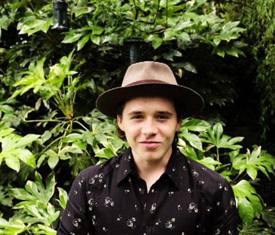 Смотри, как Бруклин Бекхэм танцует под хит Тимберлейка