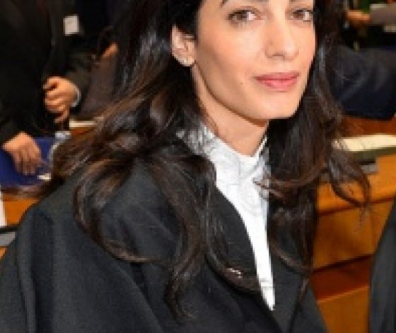 Амаль Клуни представит интересы армян в Страсбургском суде