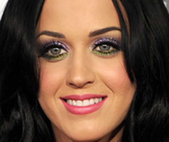 Тренд: яркие тени