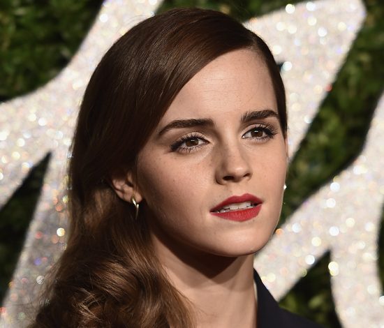 Эмма Уотсон похвасталась новой прической
