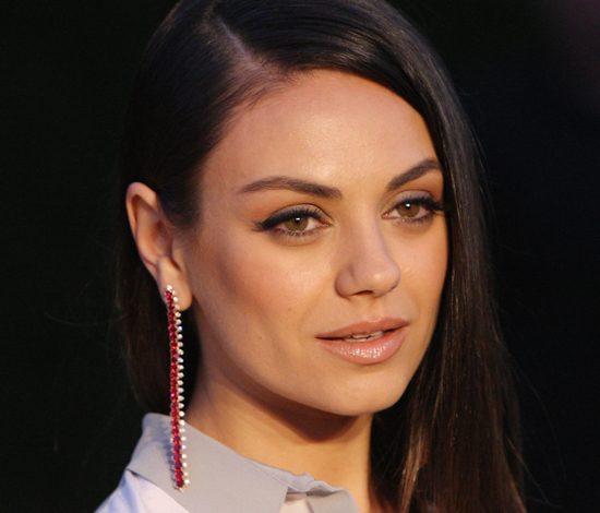 Сценаристы «Сплетницы» и Мила Кунис снимут сериал