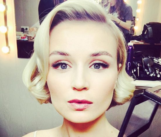 Полина Гагарина показала восхитительную фигуру в бикини