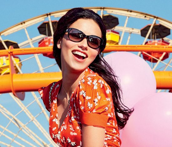 Адриана Лима в весенней рекламной кампании Vogue Eyewear