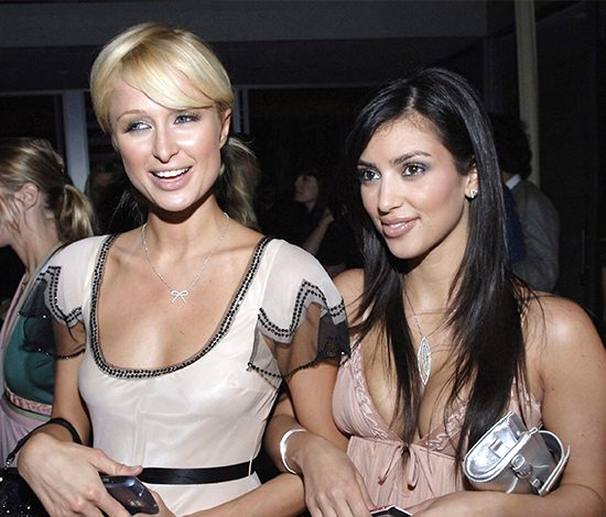 5 признаков того, что лучшая подруга тобой манипулирует