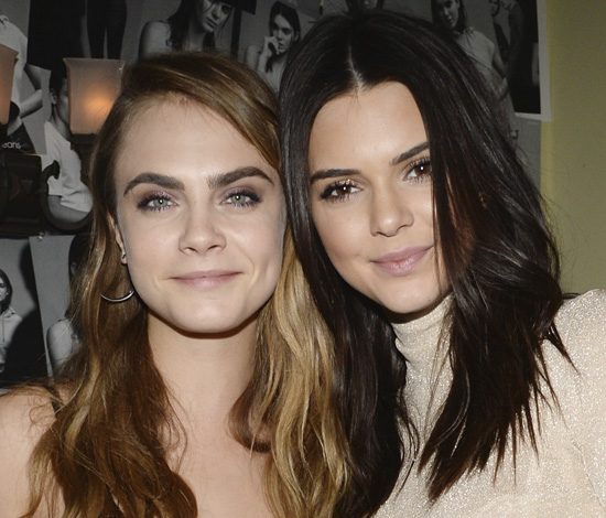 Кендалл Дженнер и Кара Делевинь запустят линию одежды
