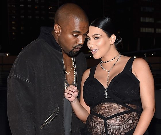 Первое фото сына Ким Кардашьян и Канье Уэста