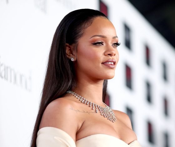 Рианна представила тизер к новому клипу Work