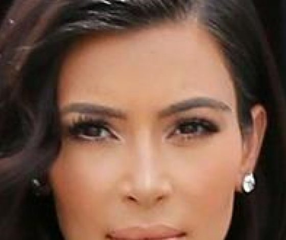 Ким Кардашьян распрощалась с длинными волосами