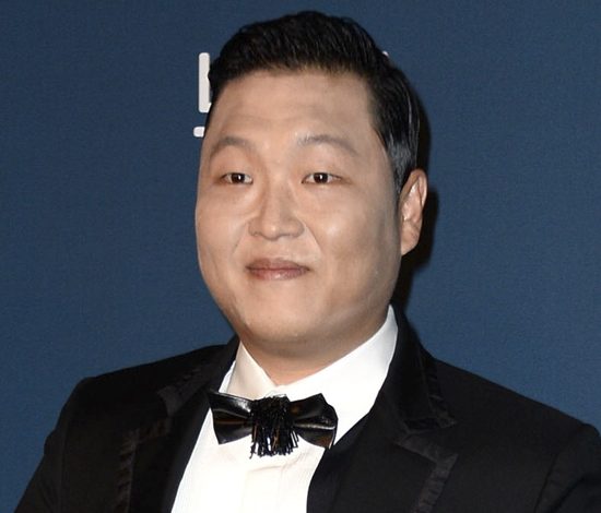 Автор Gangnam Style станцевал тверк на сцене