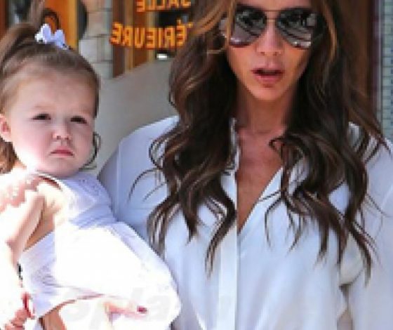 Зачем Виктория Бекхэм продает одежду дочери