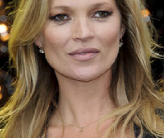 Полиция задержала Кейт Мосс за непристойное поведение