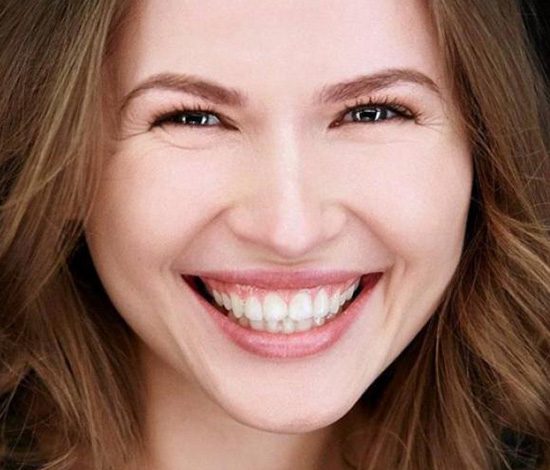 Звезда клипа про лабутены вышла замуж