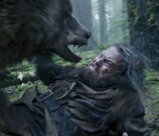 Как снималась сцена борьбы с медведем в «Выжившем»