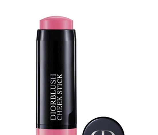 Топ-20 лучших бьюти-средств в форме стика