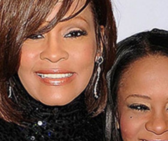 Дочь Уитни Хьюстон отключат от аппаратов