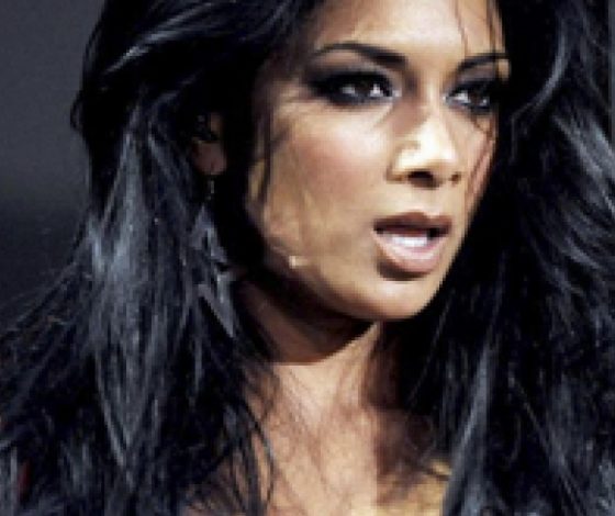 Как отпраздновала день рождения Николь Шерзингер