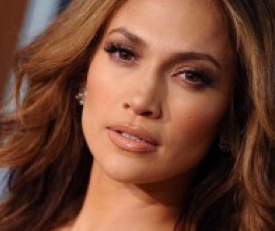 Дженнифер Лопес снова одна