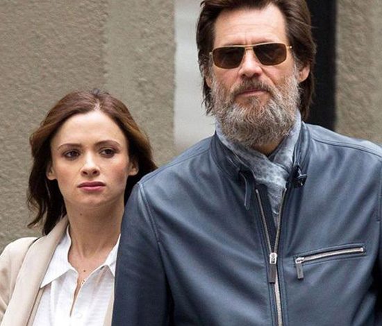 О чем написала девушка Джима Керри в предсмертной записке