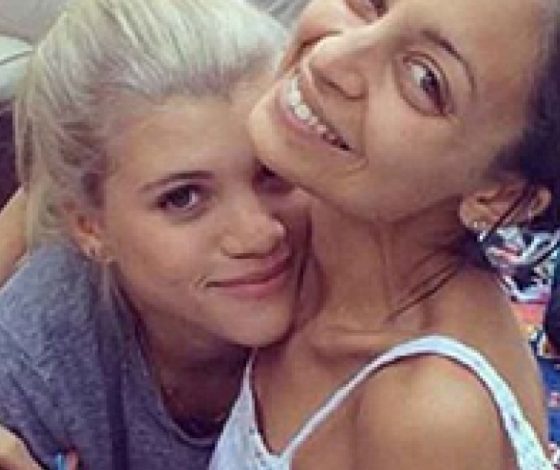 Младшая сестра Николь Ричи снялась для обложки журнала