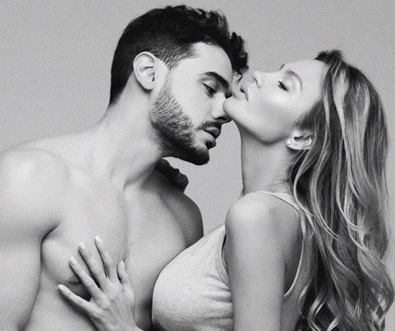 Первая откровенная фотосессия Микаэла Арамяна