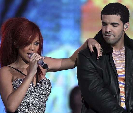 Почему Дрейк вернулся к Рианне?