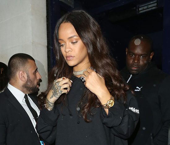 Звездный образ дня: Рианна