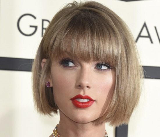 Wow! Тейлор Свифт перекрасилась, снова