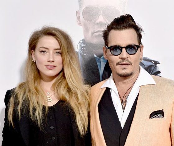 Депп отдыхает на Багамах, а Херд выглядит все хуже