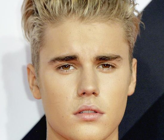 Джастин Бибер написал стихотворение