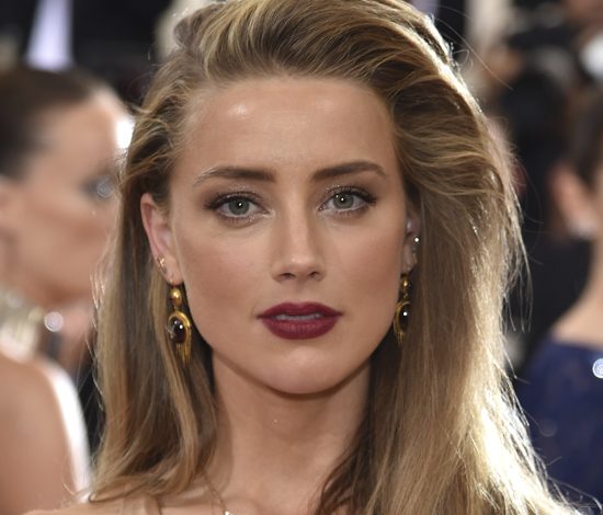 Эмбер Херд вызвала полицию из-за Джонни Деппа