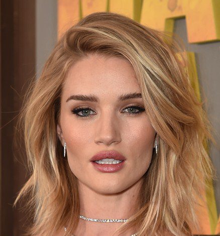 Как сохранить цвет окрашенных волос? 5 лайфхаков от звездных стилистов!