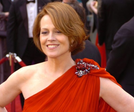 Первые кадры с Сигурни Уивер в роли подростка из «Аватара 2»