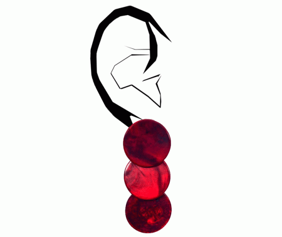 Чем больше, тем лучше: где купить крупные серьги?