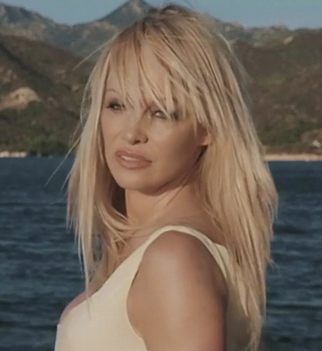 37BA5D1E00000578-3765955--m-103_1472598401299