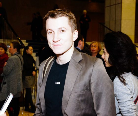 «Волна уйдет, как уйдете и вы»: Боря Левин из «Интернов» о популярности и жизни после сериала