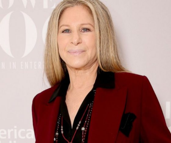 Смешная история: Барбра Стрейзанд учит Siri произносить ее фамилию