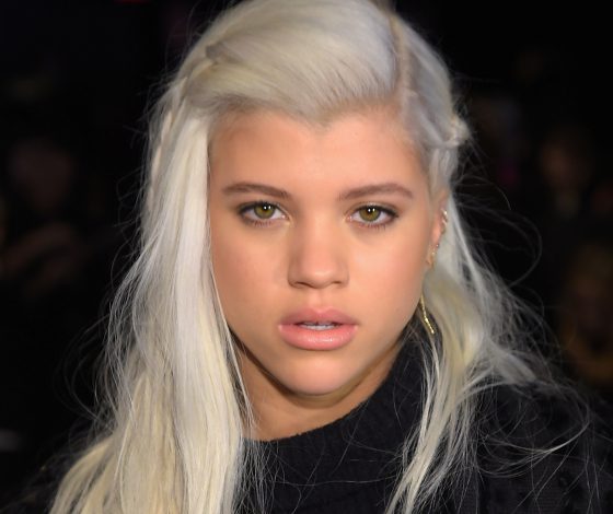 У девушки Бибера целлюлит!