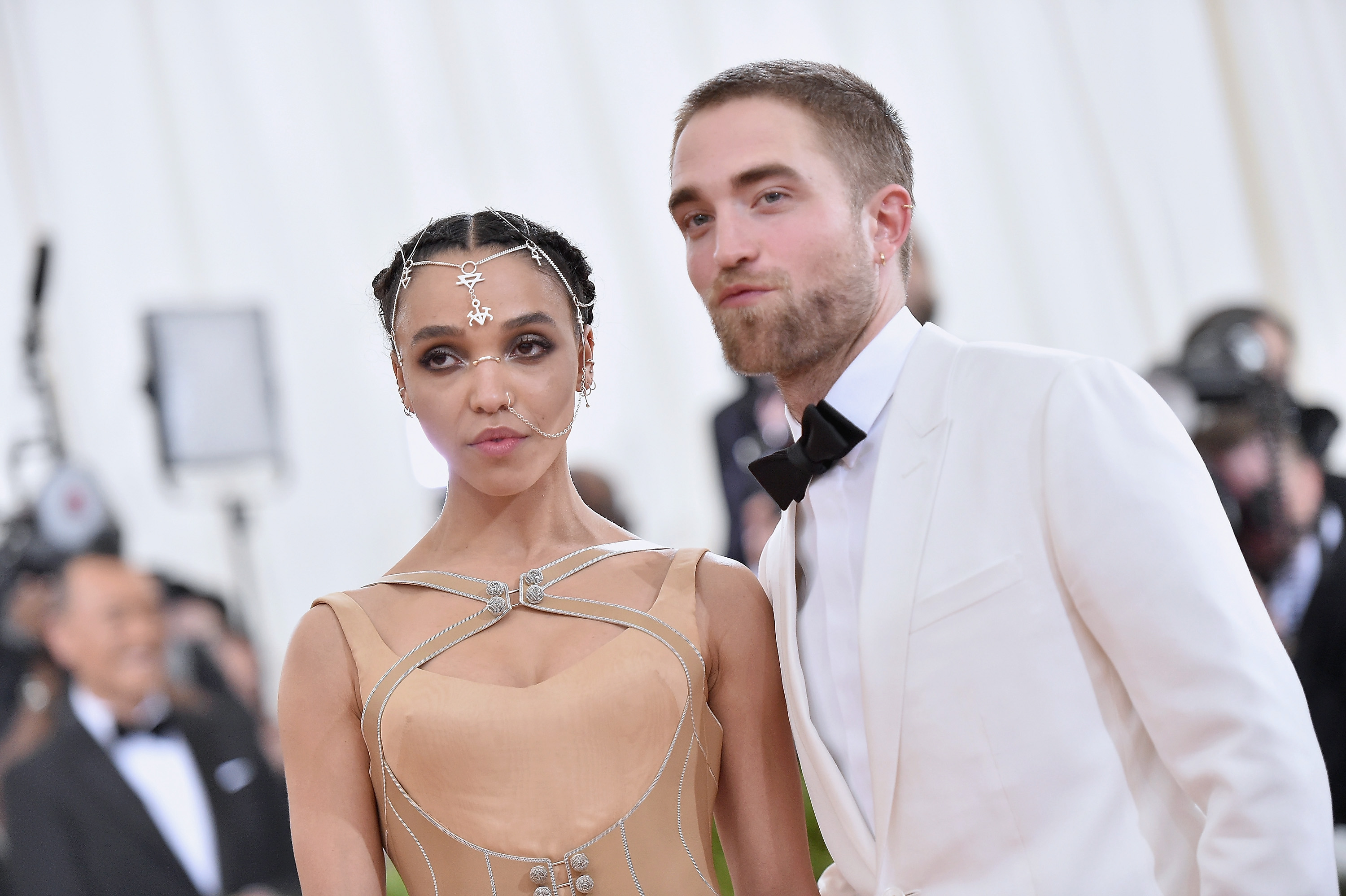 NEW YORK, NY - MAY 02: FKA Twigs (L) and Robert Pattinson attend the 