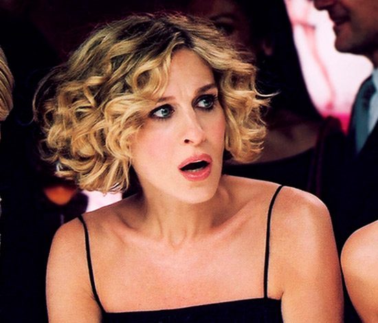 Выбери самый плохой наряд из «Секса в большом городе»