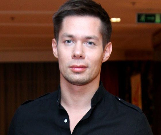 Стас Пьеха бросил жену