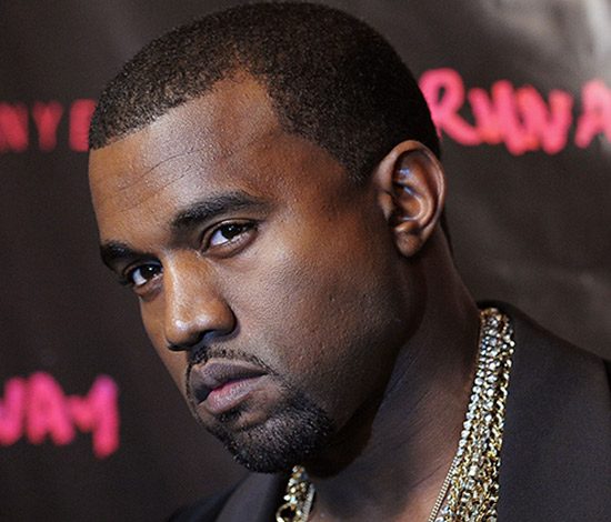 Канье Уэст выпустил видеоигру в память о маме