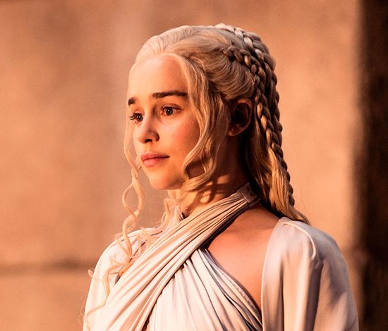 Лучшие сериалы для майских праздников