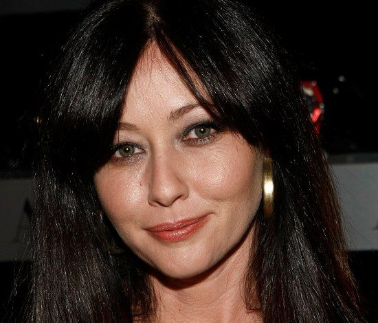 Звезды, которые пережили страшные болезни